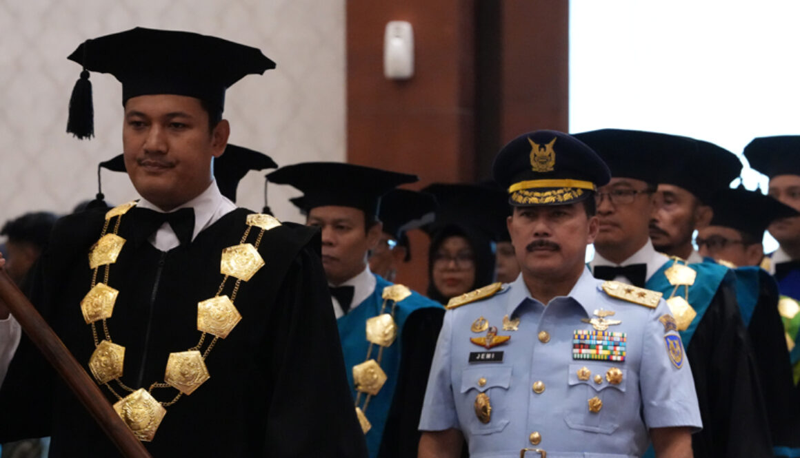 ITD ADISUTJIPTO WISUDA PROGRAM SARJANA DAN DIPLOMA III