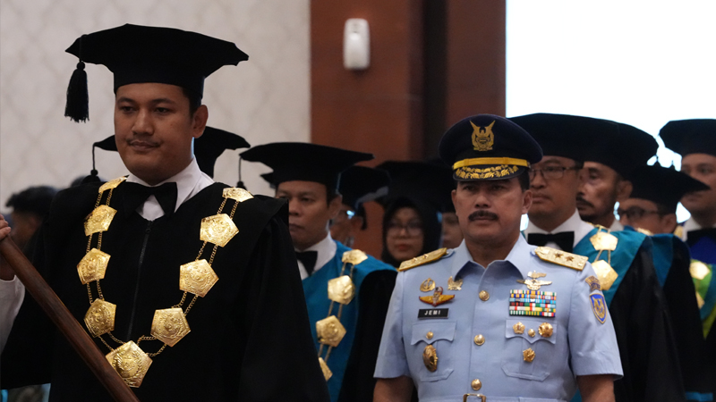 ITD ADISUTJIPTO WISUDA PROGRAM SARJANA DAN DIPLOMA III