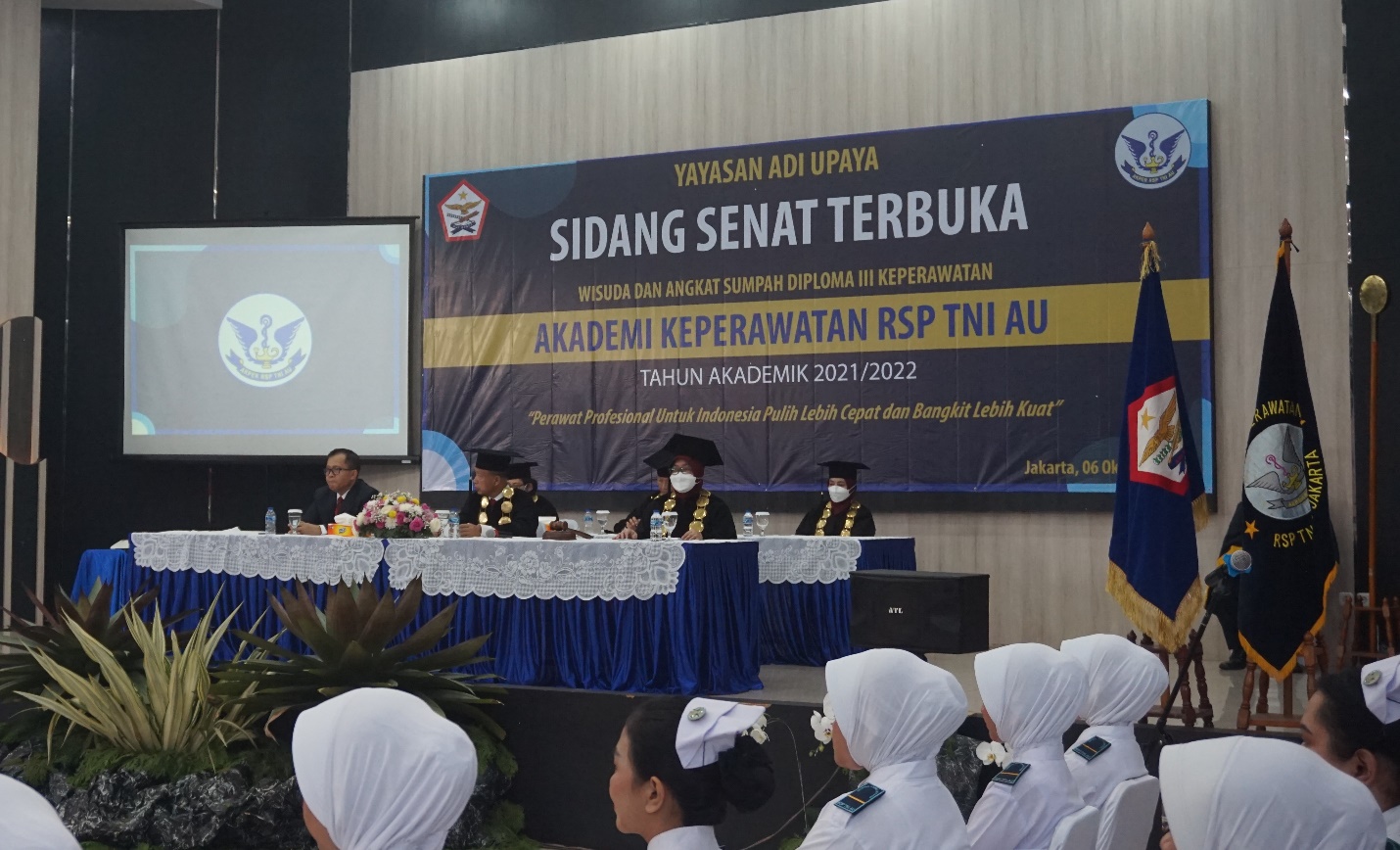 AKPER RSP TNI AU WISUDA DAN ANGKAT SUMPAH DIPLOMA III KEPERAWATAN TAHUN AKADEMIK 20212022 (1)