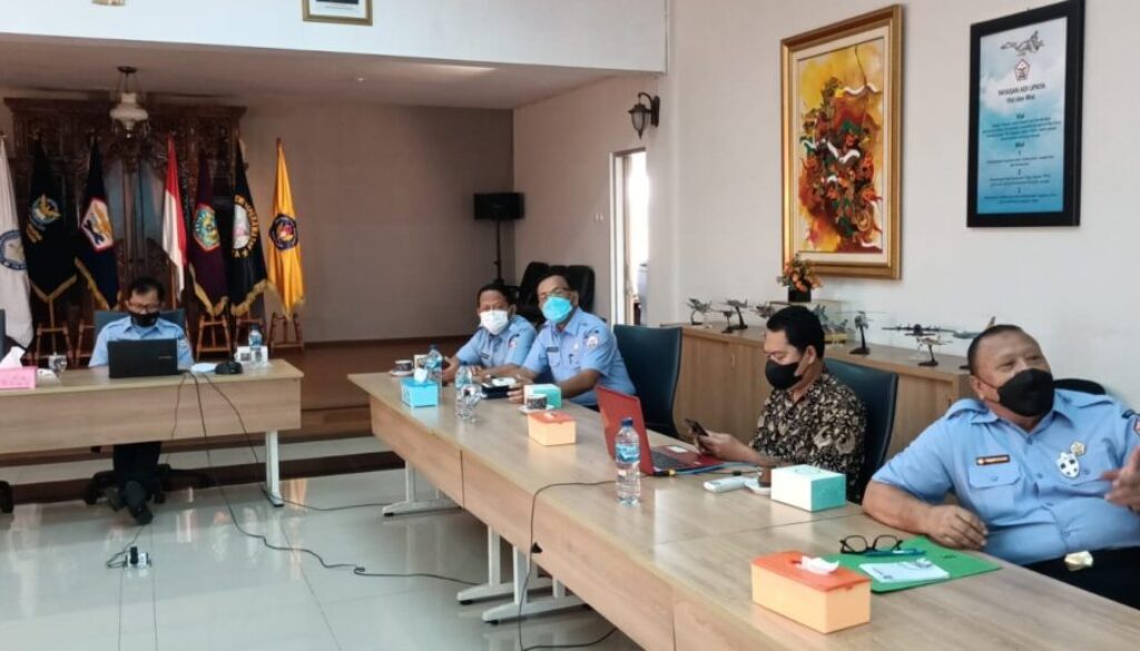 Ketum pengurus yasau ikuti rapin TNI AU