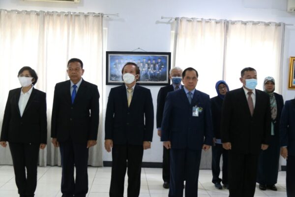 PELANTIKAN WAREK II DAN KEPALA PUSAT KAJIAN, INOVASI, DAN KREATIFITAS UNSURYA (7)