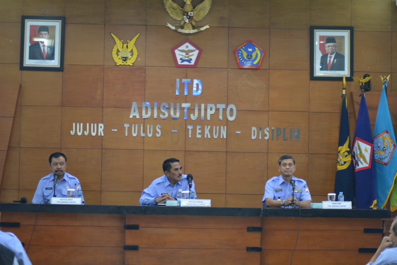 kunjungan ke itd adisudjipto dan poltekkes adisudjipto