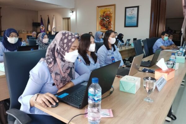 pelatihan dan pendalaman penyusunan keuangan 8 pelatihan dan pendalaman penyusunan keuangan 8