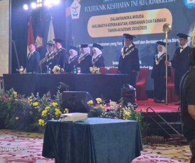 Wisuda 4 Wisuda 4